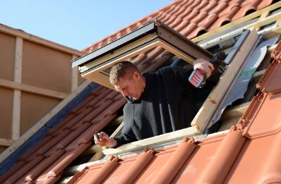Pose de fenêtres de toit Velux à Flacey